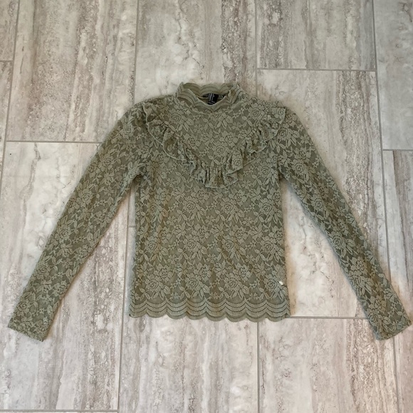 Small floral long sleeve blouse - Picture 2 of 2